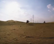 Polaris rzr в песках