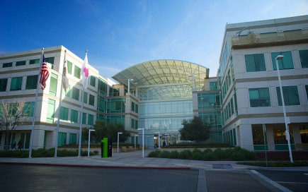 Apple начал работу над электромобилем Apple начал работу над электромобилем
