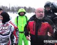 Массовый снегоходный выезд друзей